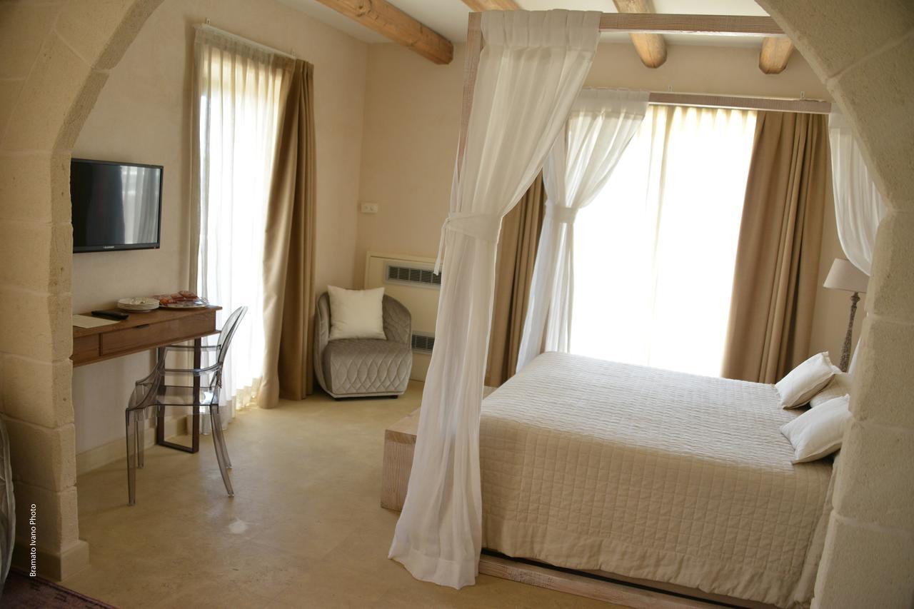 Bed and Breakfast Le Scuderie - Castello Monaci à Salice Salentino Extérieur photo