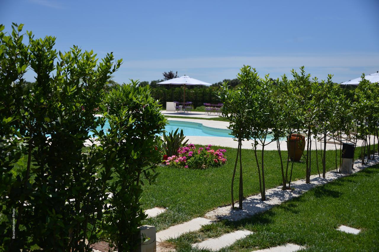 Bed and Breakfast Le Scuderie - Castello Monaci à Salice Salentino Extérieur photo