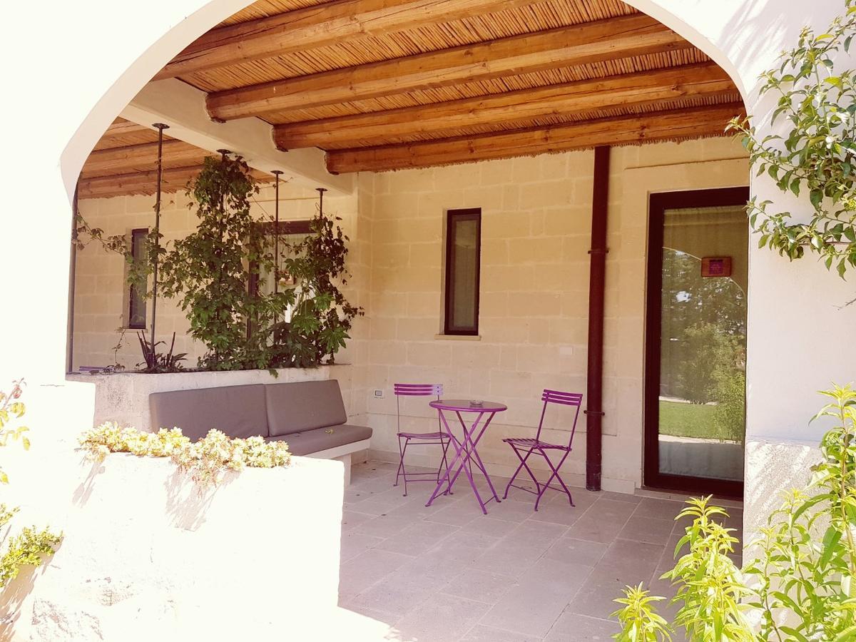 Bed and Breakfast Le Scuderie - Castello Monaci à Salice Salentino Extérieur photo