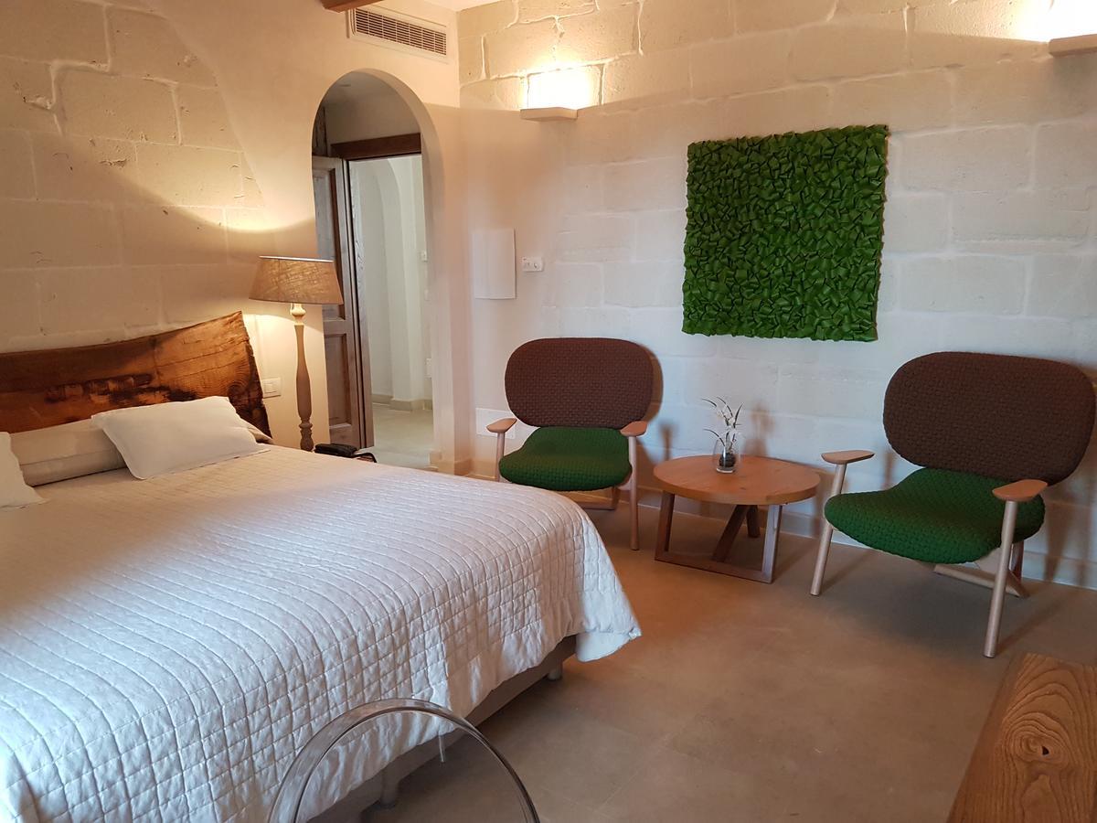 Bed and Breakfast Le Scuderie - Castello Monaci à Salice Salentino Extérieur photo